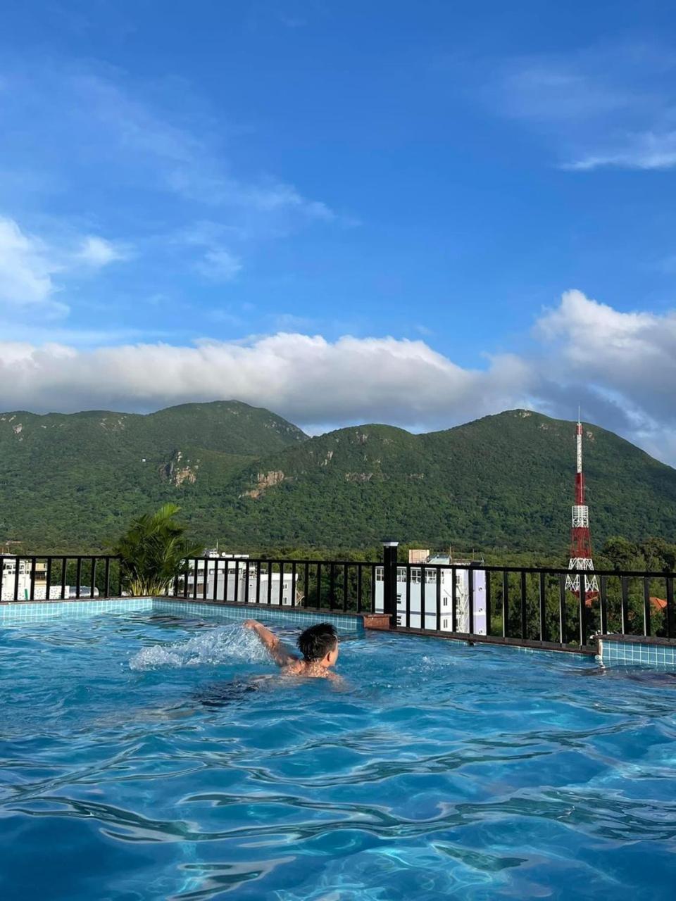 Tuan Ninh Hotel II Chi Khu Co Ong Zewnętrze zdjęcie