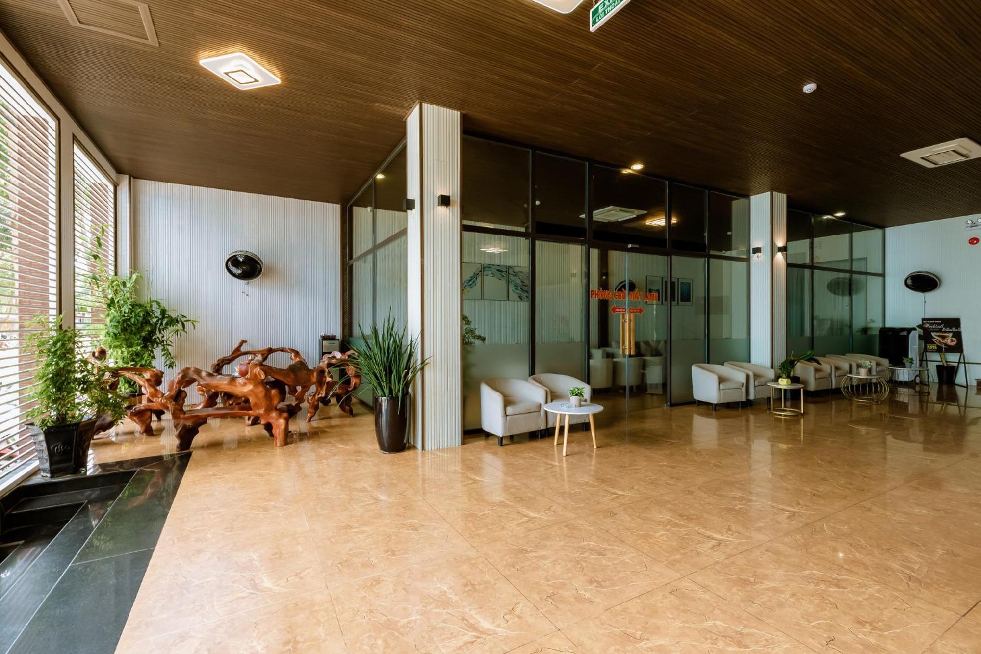Tuan Ninh Hotel II Chi Khu Co Ong Zewnętrze zdjęcie